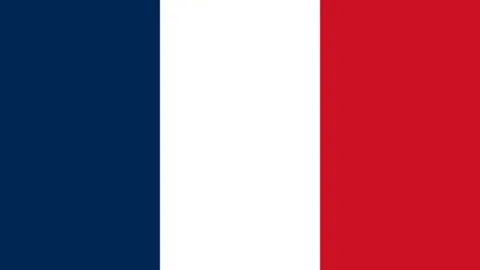 姆巴佩无证驾驶享专属司机，与贝林同日训练引好评