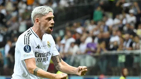 “两周倒计时，五大媒体大胆预测：库里有望打破克莱三分纪录，詹姆斯与东契奇竞逐30+三双盛宴！”